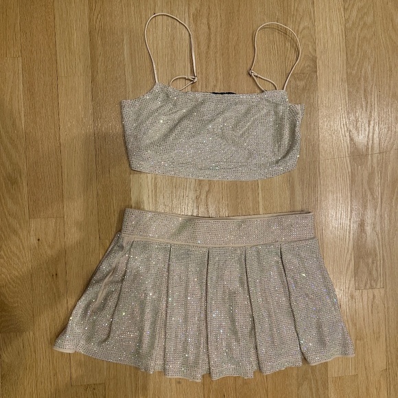 Rhinestone crop top and matching skort - Picture 1 of 5